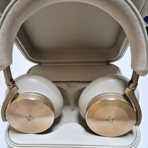 뱅앤올룹슨 H95 골드 베이지 팝니다.