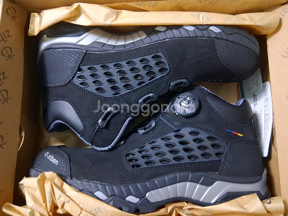 지벤 안전화 ZB-215A팝니다 265사이즈--0