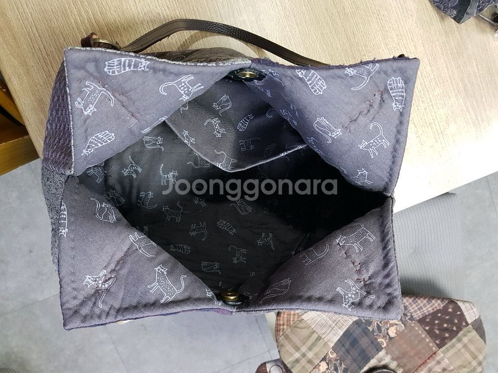 핸드메이드 퀼트 패치워크 가방 판매합니다--2
