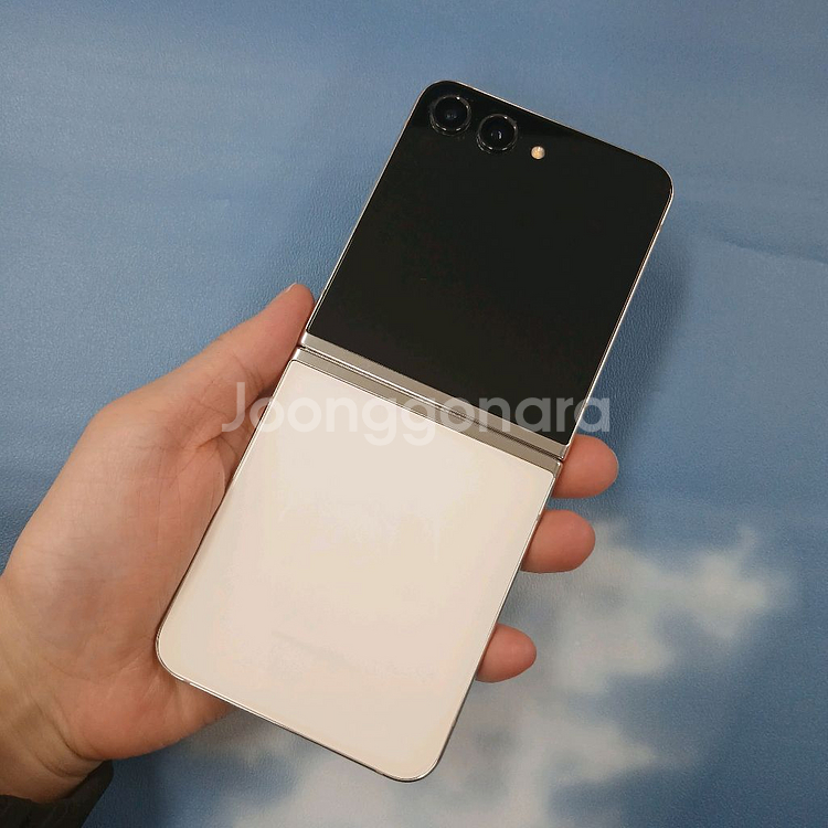 상태최상급 갤럭시Z플립5 256기가 공기계 중고폰 알뜰폰 서브폰 학생폰 효도폰 선불폰--0