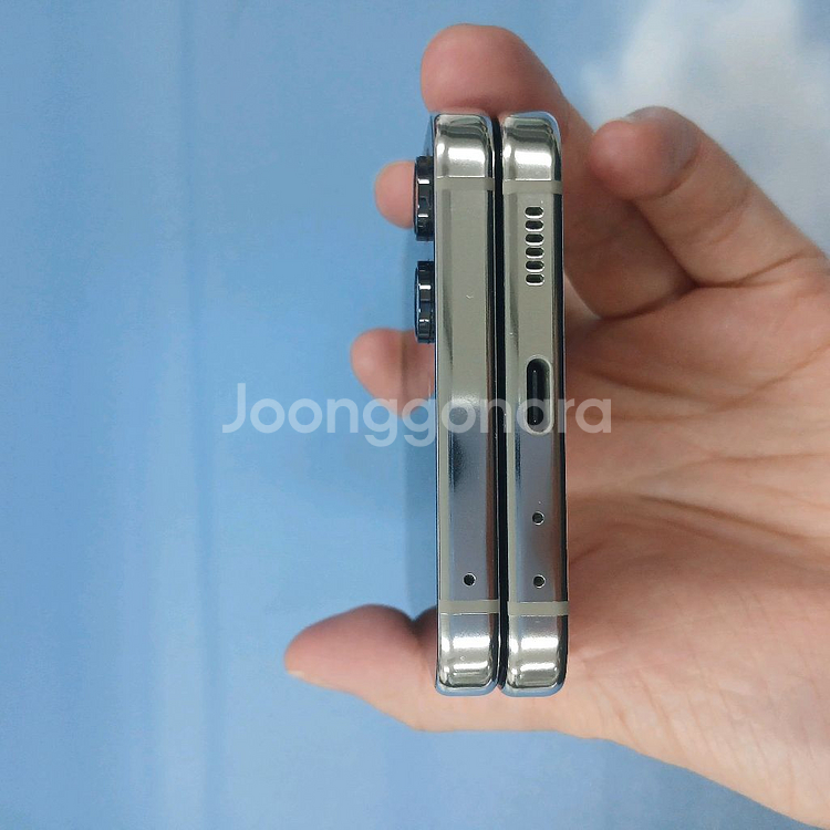 상태최상급 갤럭시Z플립5 256기가 공기계 중고폰 알뜰폰 서브폰 학생폰 효도폰 선불폰--4