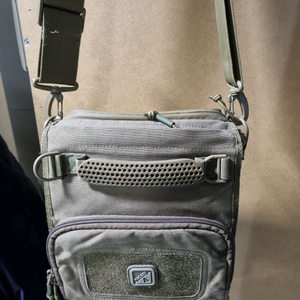 헤저드4 크로스백