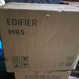 에디파이어 mr5 2.0bt스튜디오스피커