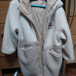 뉴발란스 뽀글이 후드 코트 150 롱기장 리버서블 퀼팅자켓