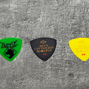 요루시카 기타 피크 (전세, 달과 고양이의 댄스)