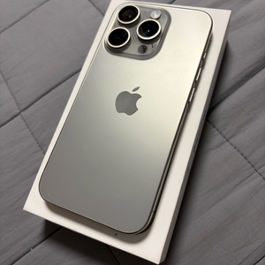 아이폰 15 프로 256g 내추럴 티타늄 S급 풀박스