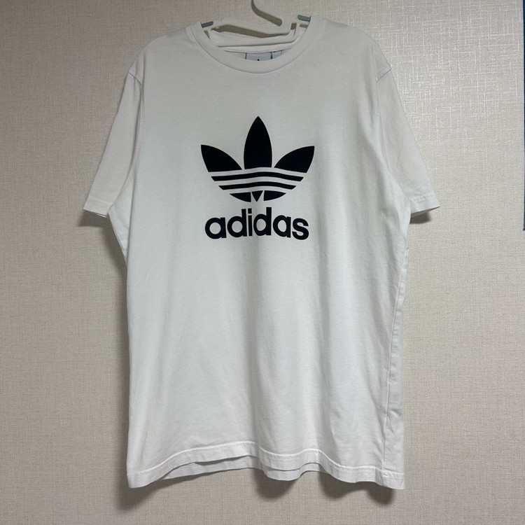 아디다스 트레포일 불꽃 빅로고 화이트 반팔 티셔츠 115--2