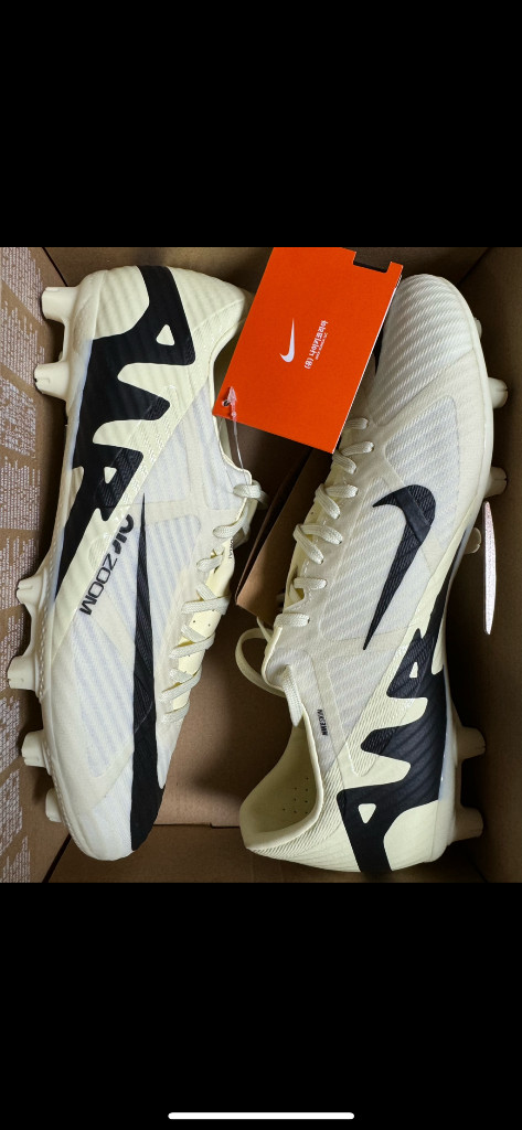 [250 255 270] 나이키 머큐리얼 베이퍼15 아카데미 HG 이미지