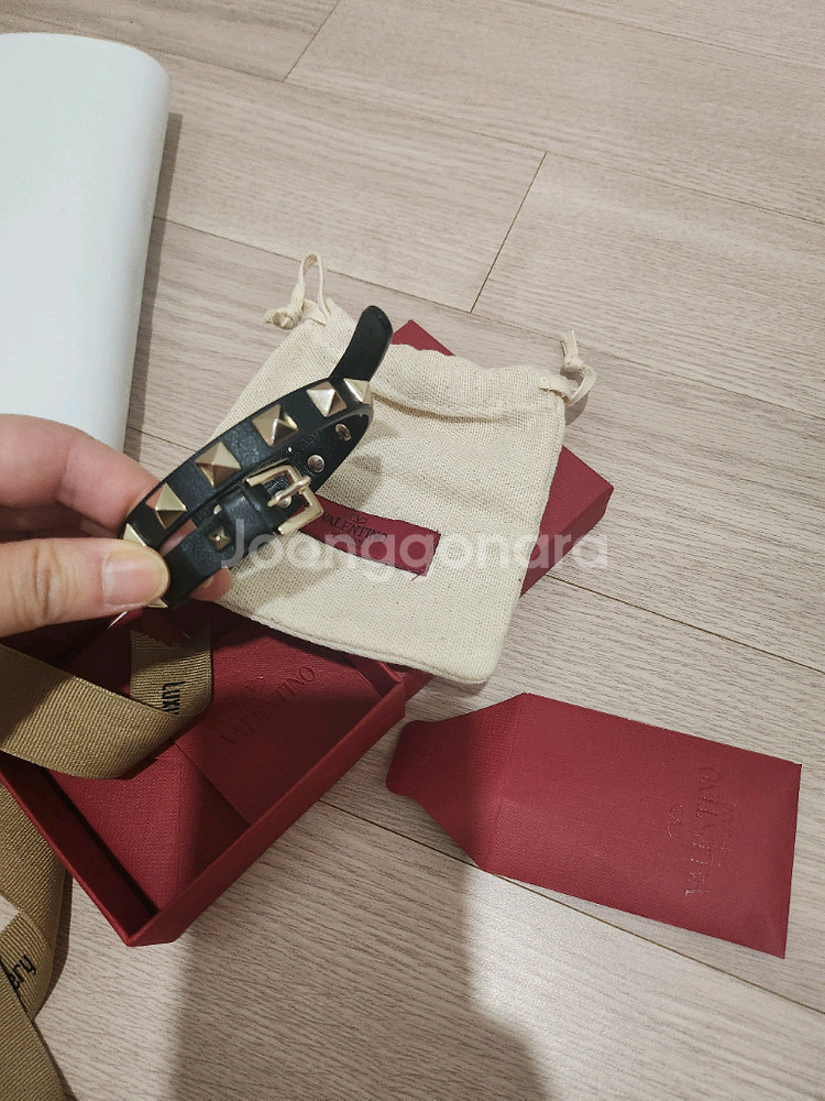 발렌티노 두줄팔찌--0