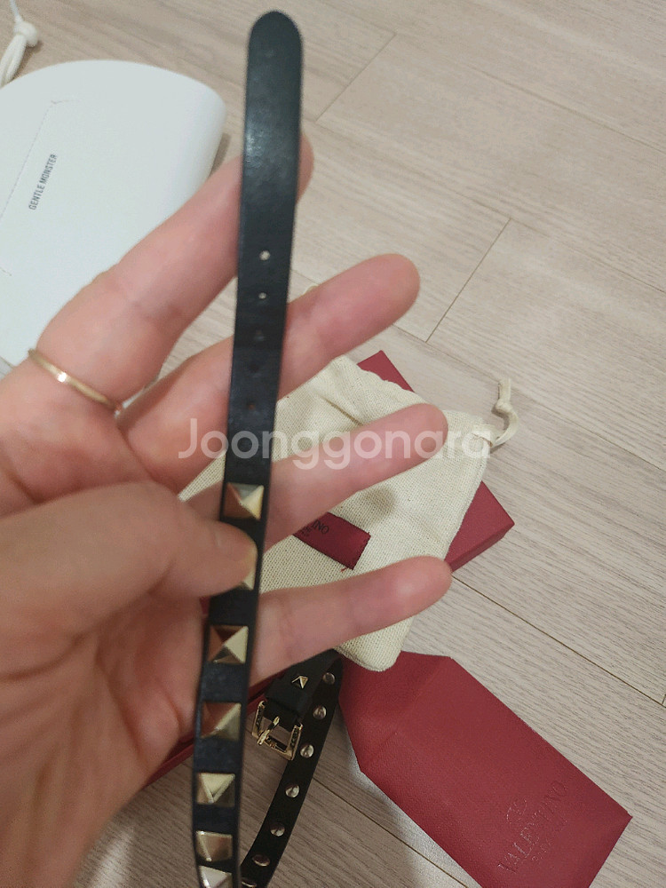 발렌티노 두줄팔찌--1