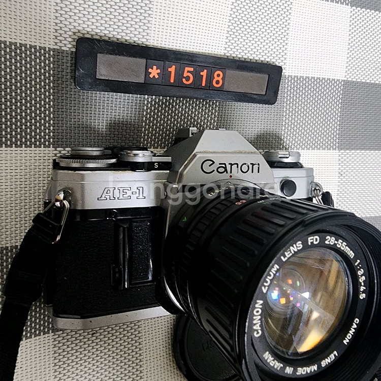 캐논 AE-1 필름카메라 실버바디 28-55mm 줌렌즈--1