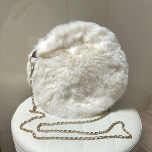 부드러운 퍼 크로스백 파우치