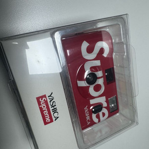 슈프림 카메라 Supreme Yashica MF-1 Camera Red