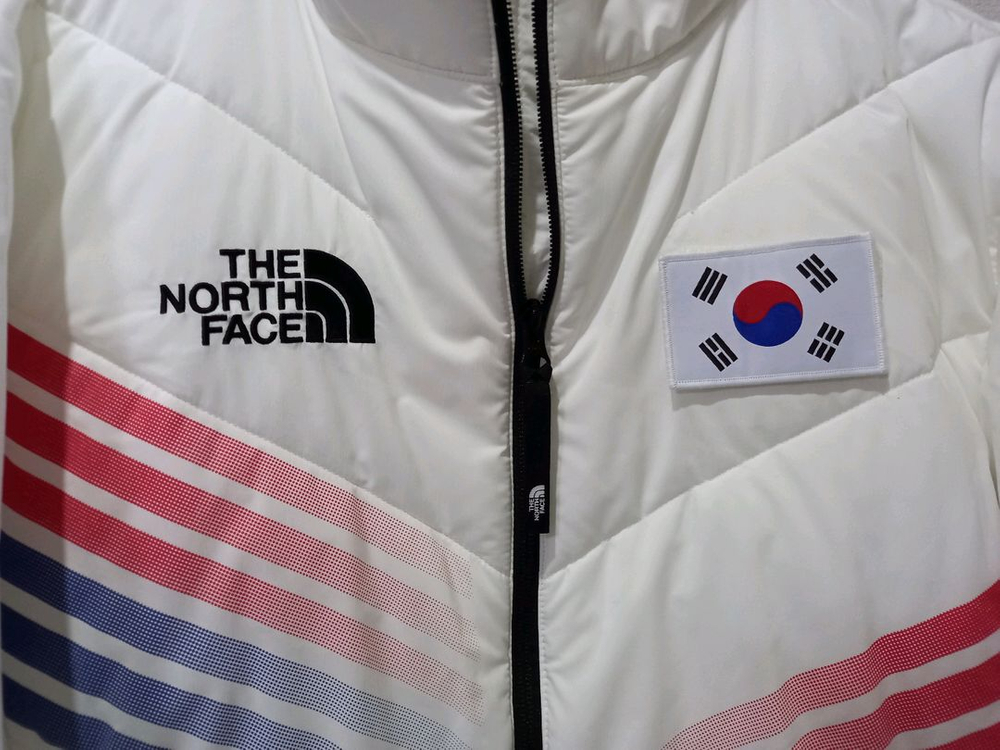노스페이스 팀 코리아 국대 패딩 105/XL 이미지