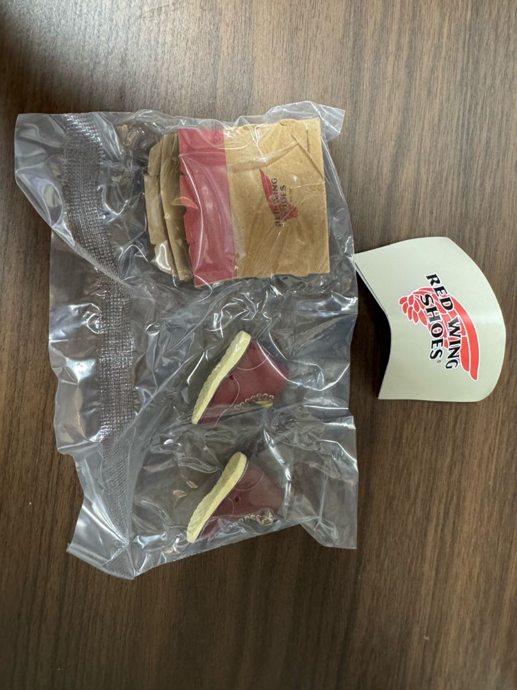 레드윙 미니어쳐 팔아요(일본 공수) 이미지