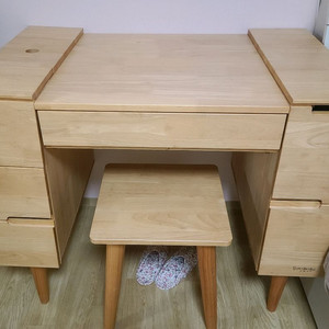 나무 화장대/책상 판매
