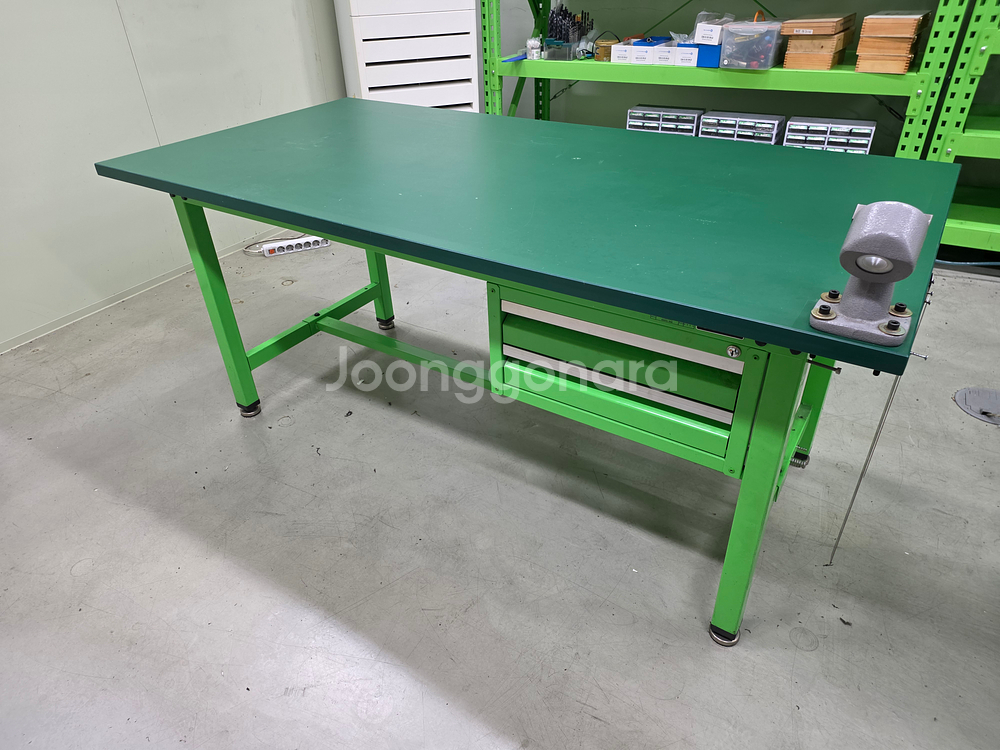 테이블형 작업대--1