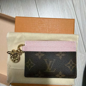 모노그램 카드홀더