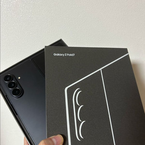 갤럭시Z폴드7 1Tb 1테라 새제품(자급제)