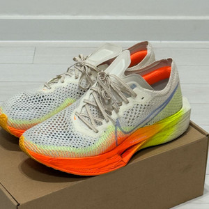 나이키 줌X 베이퍼플라이 넥스트%3 275