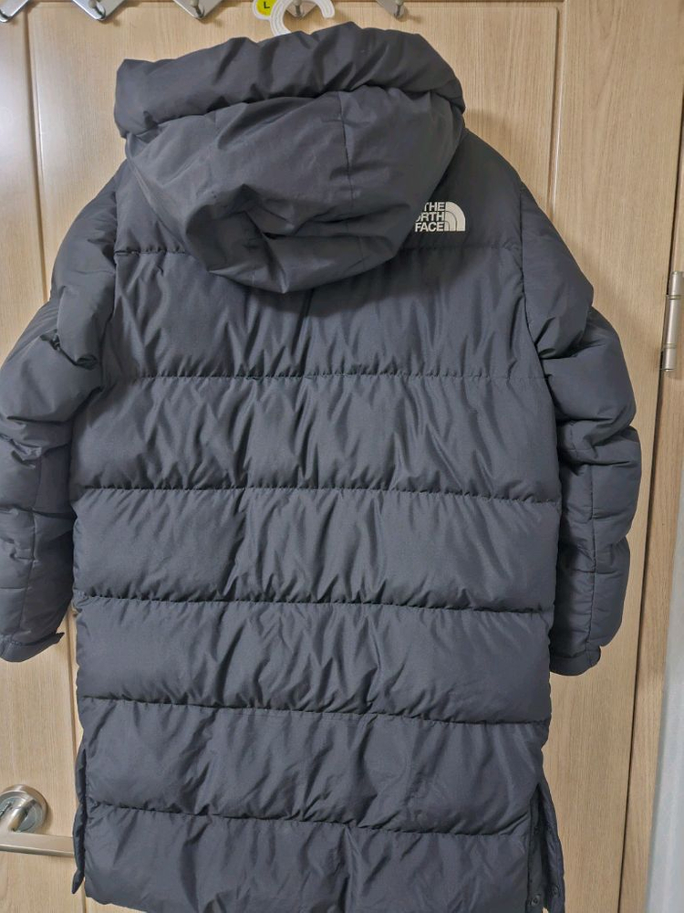 노스페이스 150사이즈 롱패딩--1