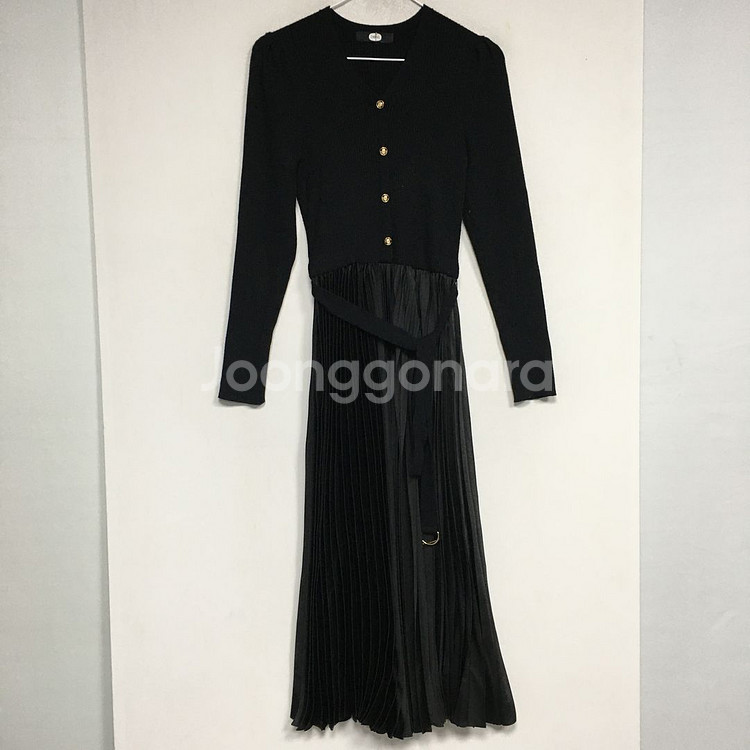 DEWL 듀엘 롱 플리츠 니트 원피스 F--1