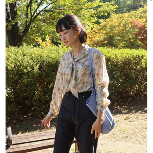 쉬이즈큐트 시티블라우스 이미지