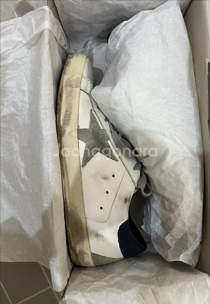 골든구스 슈퍼스타 스니커즈--7