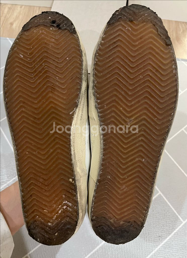 골든구스 슈퍼스타 스니커즈--6