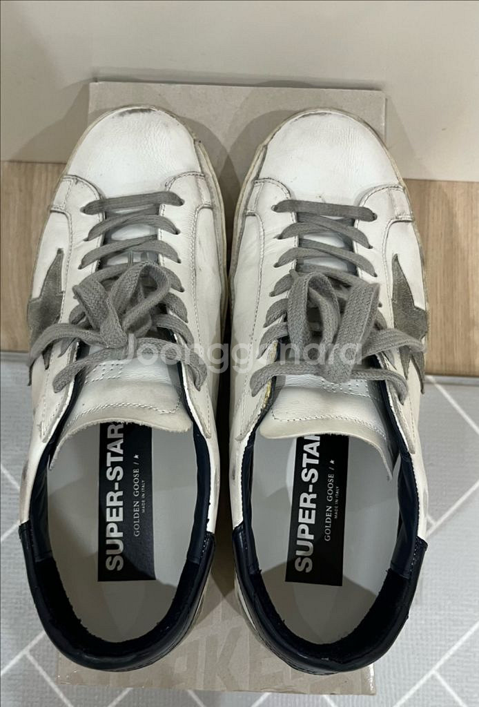 골든구스 슈퍼스타 스니커즈--5
