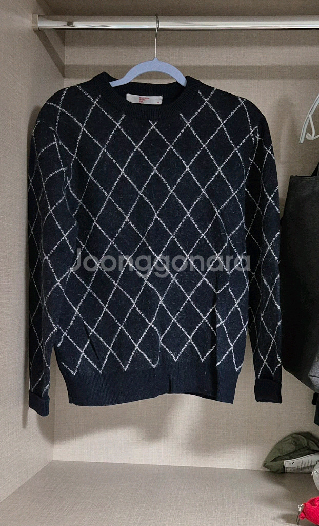 에잇세컨즈 가일 패턴 니트 M--1