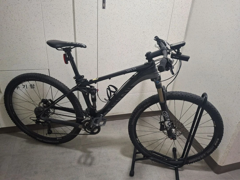 캐니언 MTB 자전거 이미지
