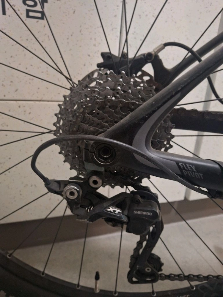 캐니언 MTB 자전거 이미지