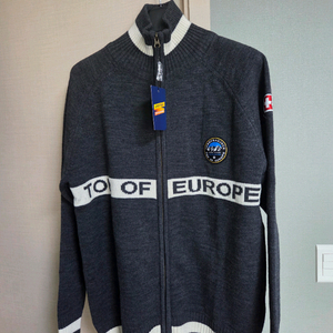 스위스 융푸라우 풀집업 XL(100~105) 새상품(정말 이뻐요)