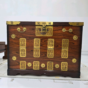 한식 전통 장롱