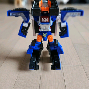 헬로카봇 변신 로봇 장난감