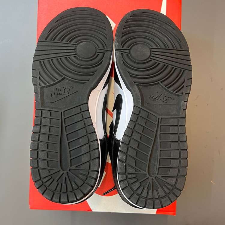 나이키 덩크 로우 레트로 블랙 범고래 275 사이즈 새제품 팝니다. Nike DD1391-100 이미지