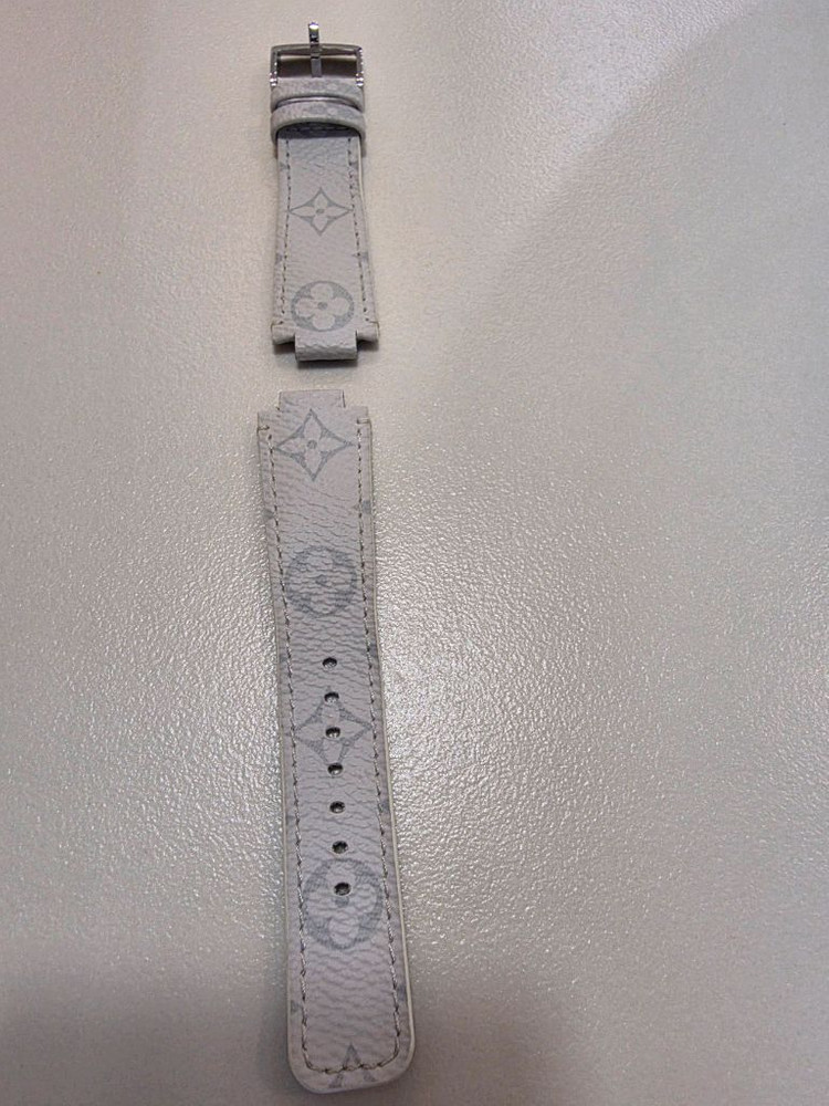 루이비통 땅부르 호라이즌 라이트업 이미지