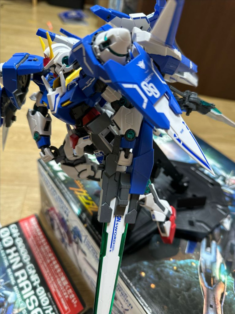 MG 더블오 잔라이저 가조립(데칼작업완료) 팝니다--3