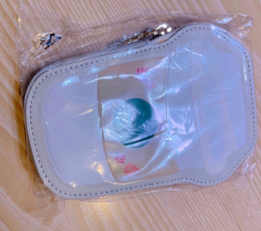 미개봉 스타벅스 투고 컵모양 오텀 커피체리 파우치 새상품 한정판 지갑 포켓 주머니 여행지갑 작은파우치 동전지갑 이미지