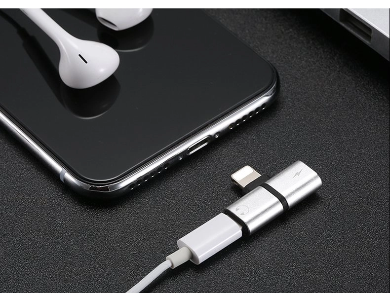새 은색 차량용 8핀 T 듀얼 젠더 충전기 이어폰 동시 연결 고속 충전 미니 IOS 아이폰 스마트폰 변환 어댑터 이미지