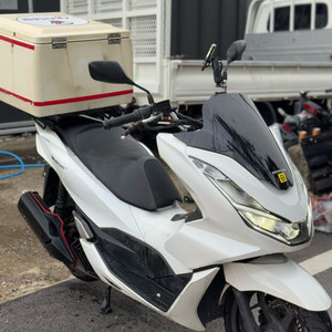 혼다 PCX125 (2022)