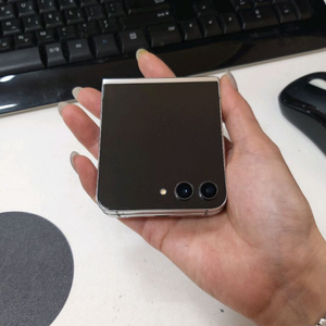 제트플립5 512기가 아주 깨끗해요 무잔상