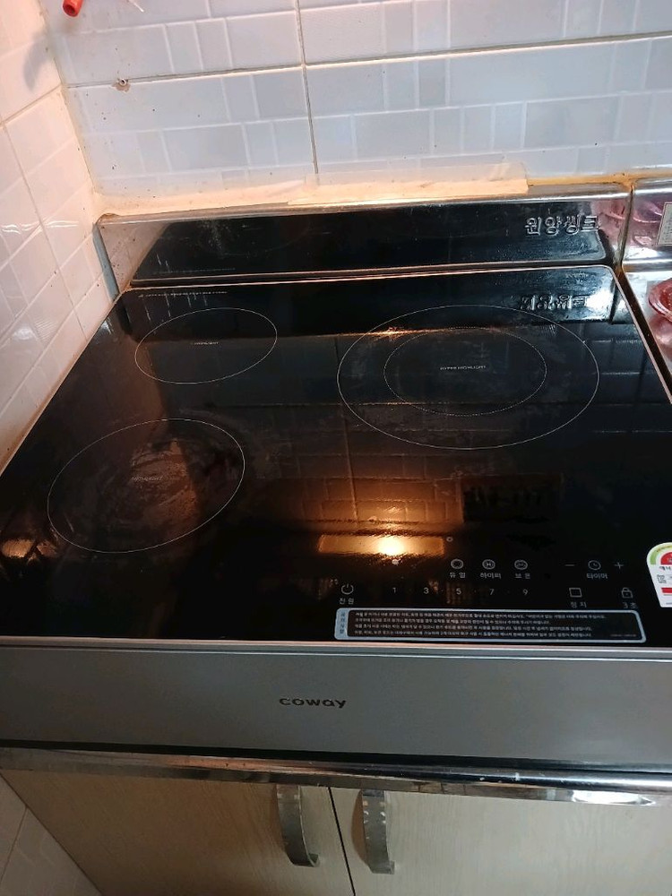 코웨이 하이퍼홀리데이 전기레인지 판매합니다--2