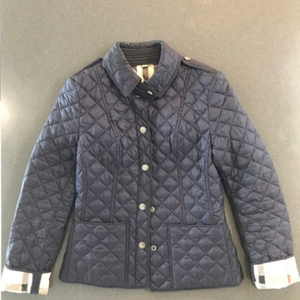 버버리 퀼팅 자켓