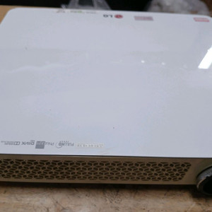LG 미니빔프로젝터pf 87k fullhd 5프로사용