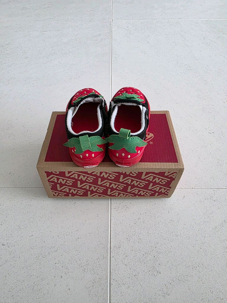 반스 딸기 슬립온 130--1