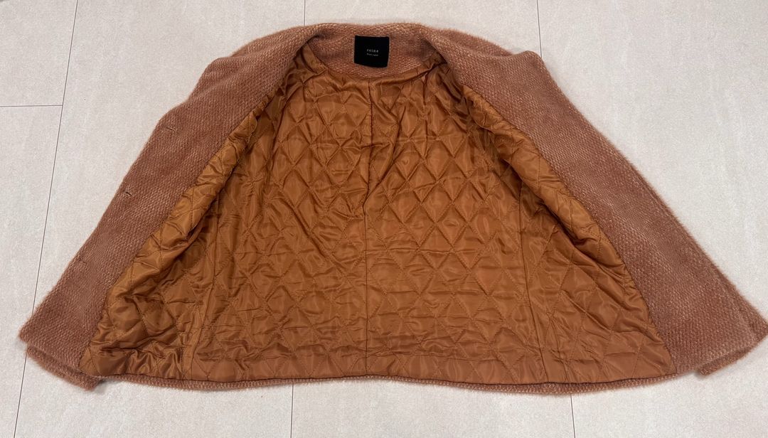 [새상품] reine 렌느 블랙라벨 세인트 누빔자켓_페일오렌지 구매이력 있음--3