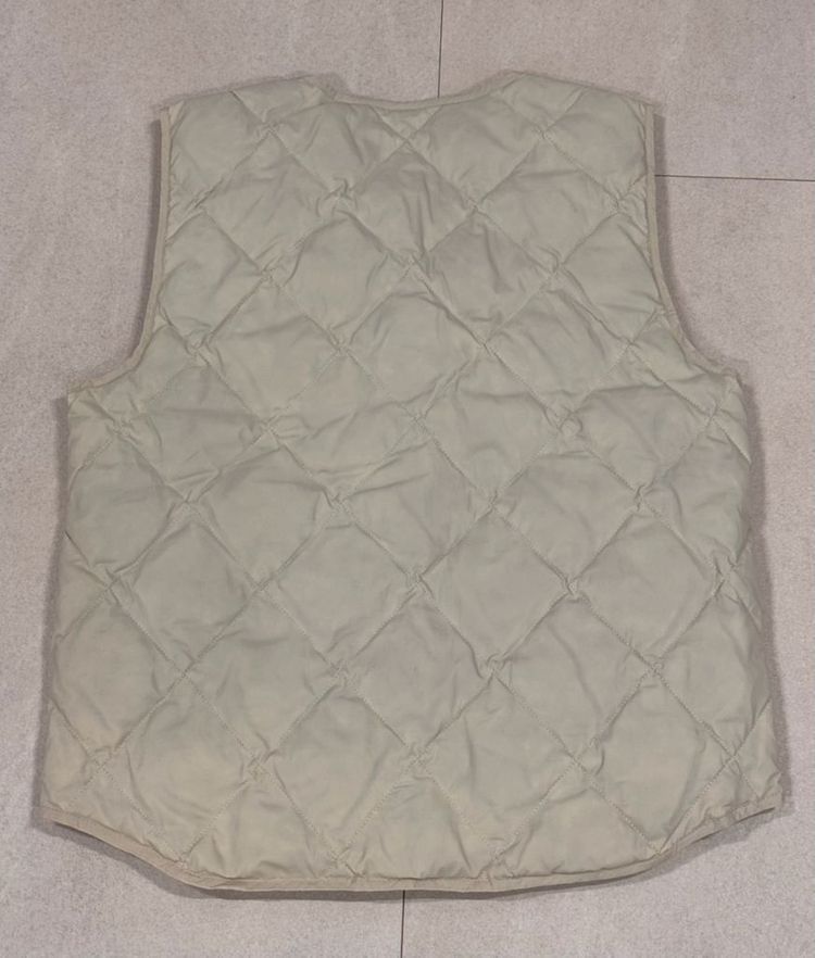 [새상품]지오다노 퀼팅 조끼 XS 아이보리--1
