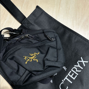 아크테릭스 맨티스1 웨이스트팩 24k 블랙